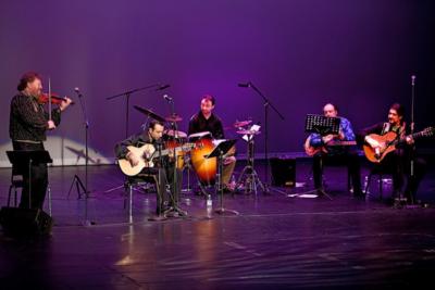 Alex Gorodezky | Raleigh, NC | Acoustic Guitar | Photo #6