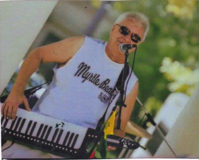 Yearbook | Brunswick, OH | Cover Band | Photo #4