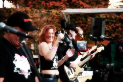 S.N.A.F.U. Band Chicago | Carpentersville, IL | Honky Tonk Band | Photo #5