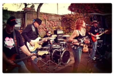 S.N.A.F.U. Band Chicago | Carpentersville, IL | Honky Tonk Band | Photo #4