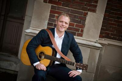 Jacob Sweet | Chicago, IL | Acoustic Guitar | Photo #10