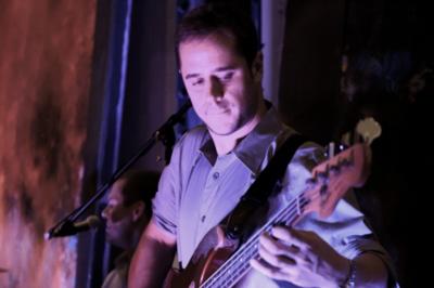 Jacob Sweet | Chicago, IL | Acoustic Guitar | Photo #8