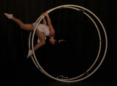 Luisina Rosas | Chicago, IL | Circus Act | Photo #8