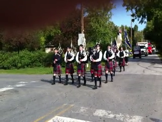 Lyon College Pipe Band | Batesville, AR | Bagpipe Band | Trolley Car Days Parade