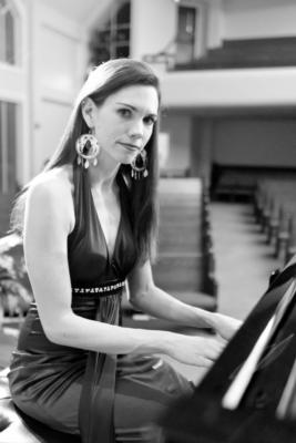 Jennifer Warren-Baker | Purcellville, VA | Piano | Photo #3