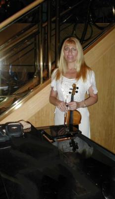 The Magic Strings | Miami Beach, FL | Violin | Photo #4