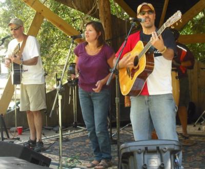 About Time | Richmond, VA | Acoustic Band | Photo #2
