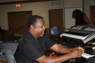 Blissful Soundz | Homewood, IL | Variety Band | Photo #3