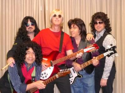 Full Moon Fever's Main Photo