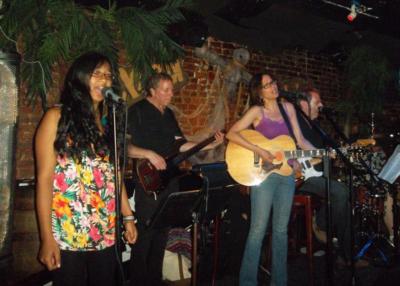 Lori Behrman Band | Brooklyn, NY | Cover Band | Photo #8