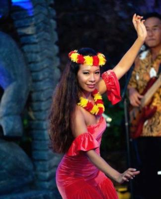 Hawaii Hula Company | Lahaina, HI | Hawaiian Dancer | Photo #5