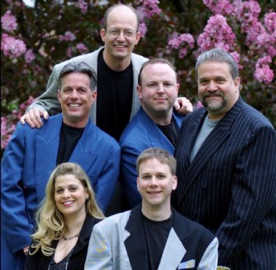 The Ultimate Party Band | Elgin, IL | Top 40 Band | Photo #4