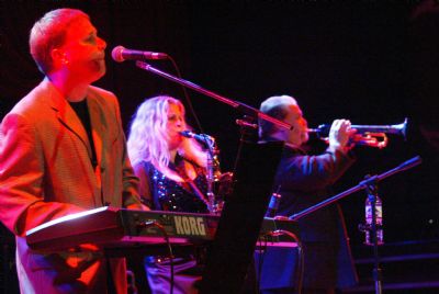 The Ultimate Party Band | Elgin, IL | Top 40 Band | Photo #5