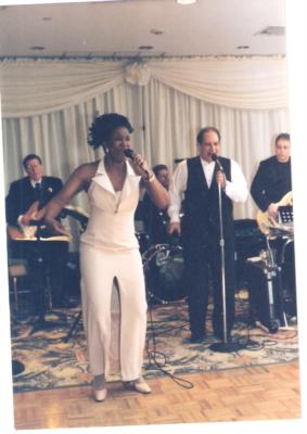 Eddie Davis Entertainment | Bala Cynwyd, PA | Variety Band | Photo #13