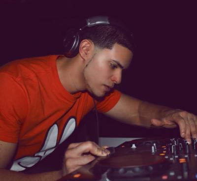 Incredible Entertainment | Chicopee, MA | Party DJ | Photo #4