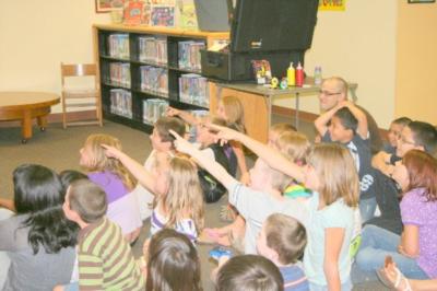 Poppin' Penelope | Omaha, NE | Balloon Twister | Photo #8