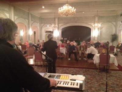 Howard Shraiberg | Glenview, IL | Variety Singer | Photo #4