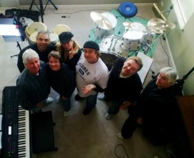 A Pretty World | Wauconda, IL | Brazilian Band | Photo #4