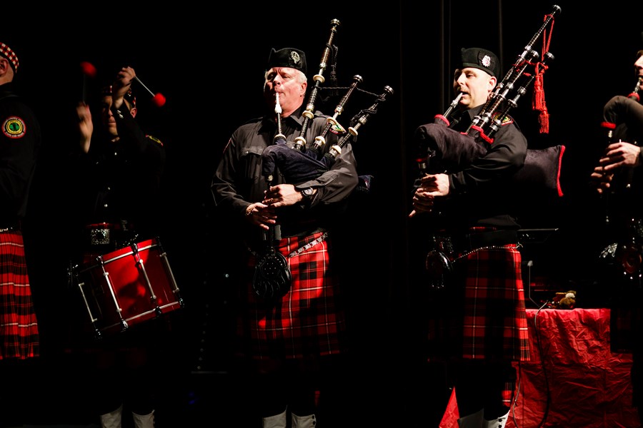 Seattle's Bagpiper Neil Hubbard - Bagpipes Bellevue, WA | GigMasters