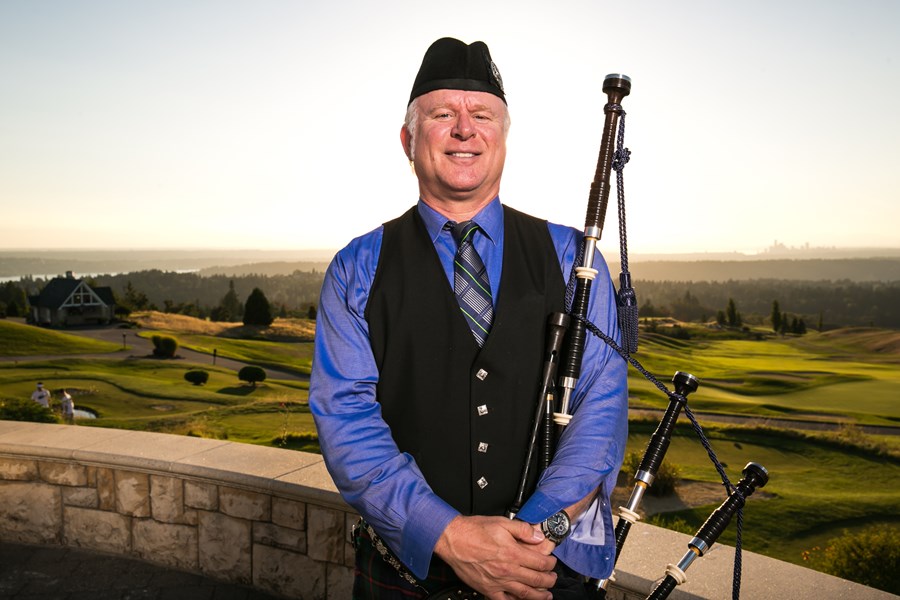 Seattle's Bagpiper Neil Hubbard Bagpipes Bellevue, WA GigMasters